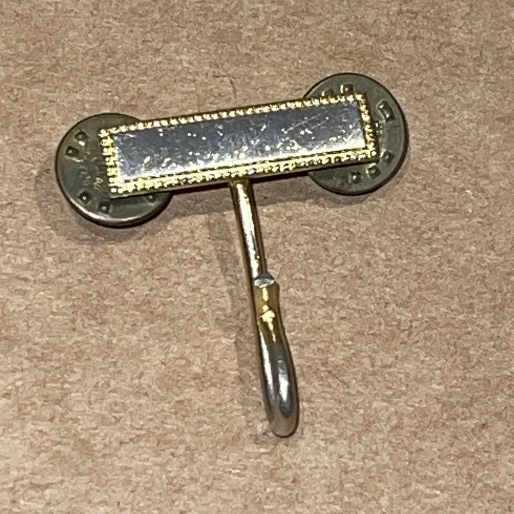 Vtg Military Men's Rectangle Lapel Pin with‎ Hook and Box (circa 1960s-1970s)